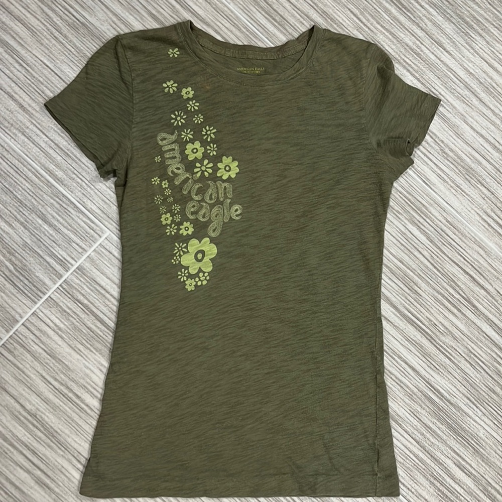 American Eagle Green 100% Cotton Soft Short Sleeve Standard Fit Tee Shirt-Small
